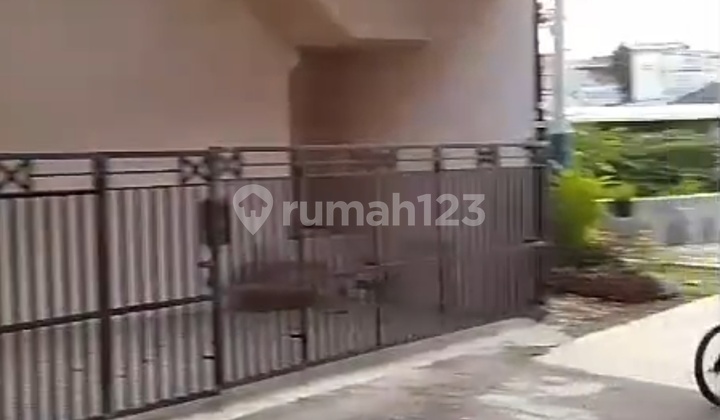 Rumah Strategis Pondok Kelapa Jakarta Timur Dekat Tol Stasiun Rumah Strategis Pondok Kelapa Jakarta Timur Dekat Tol Stasiun