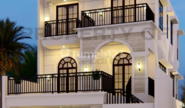 Rumah Townhouse Mewah 3 Lantai Kota Depok Dekat Tol Stasiun Mall