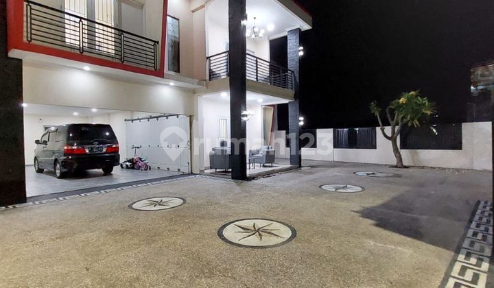 Rumah Townhouse Mewah Jakarta Selatan Akses Tol Stasiun Mall 2