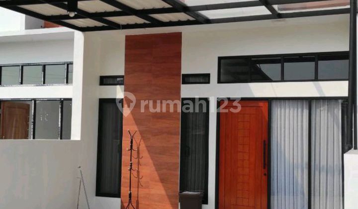 Rumah Rooftop Strategis Kota Bekasi Dekat Jakarta Tol Stasiun 