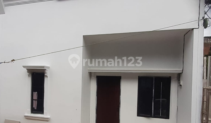 Rumah Akses Motor Jakarta Selatan 400 Juta SHM Dekat Stasiun Rumah Akses Motor Jakarta Selatan 400 Juta SHM Dekat Stasiun