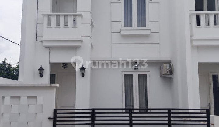 Townhouse Duren Sawit East Jakarta Near Toll Station