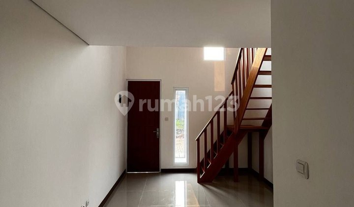 Rumah Townhouse SHM Cipayung Jakarta Timur Dekat Tol Terminal