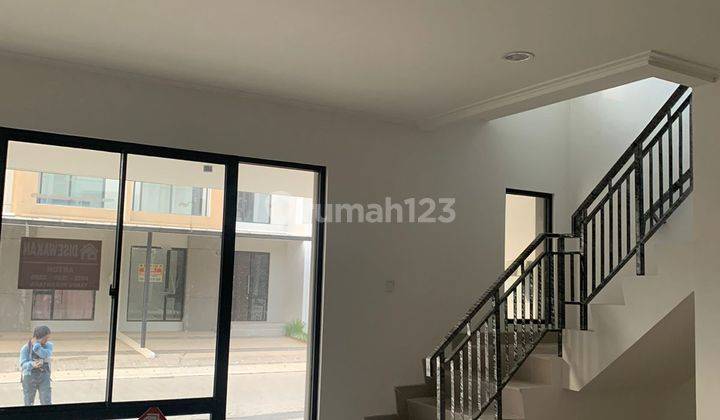 Sewa Rumah Pik 2 Millenial 6X15 Unfurnish Luas Murah  2