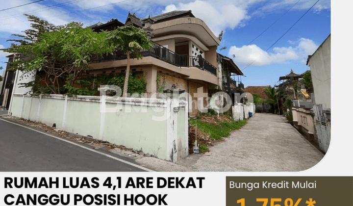 SPACIOUS HOUSE FOR BOARDING AND SHOP LOCATION STRATEGICALLY IN WEST DENPASAR 1