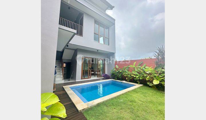 Disewakan Rumah Mewah Nuansa Villa di Kutuh, Kuta Selatan, Badung 1
