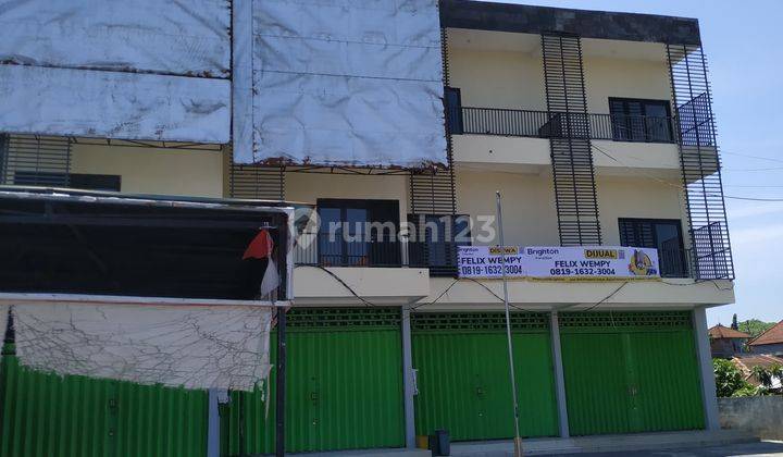 4 UNITS OF 3 FLOOR SHOP IN WEST TEUKU UMAR STREET 1