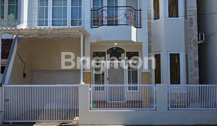 RUMAH MEWAH 2 LANTAI DI GARDENIA ESTATE, BANYUWANGI, JAWA TIMUR 1