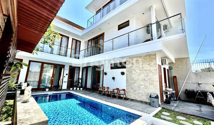 VILLA MEWAH DAN MODERN 4BR PRIVATE POOL JIMBARAN 1