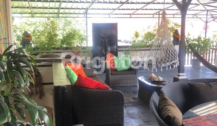 Dijual Rumah dengan kolam renang Lokasi di Kuta, Badung - Bali