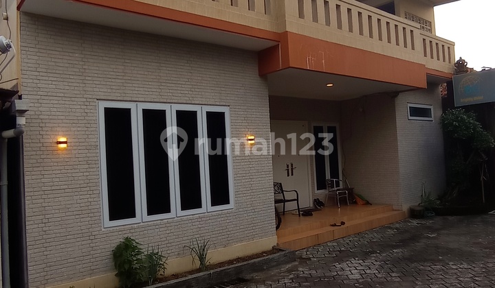 Disewakan Rumah Luas 2 Lantai Dekat Rs Kapal, Badung, Bali 1