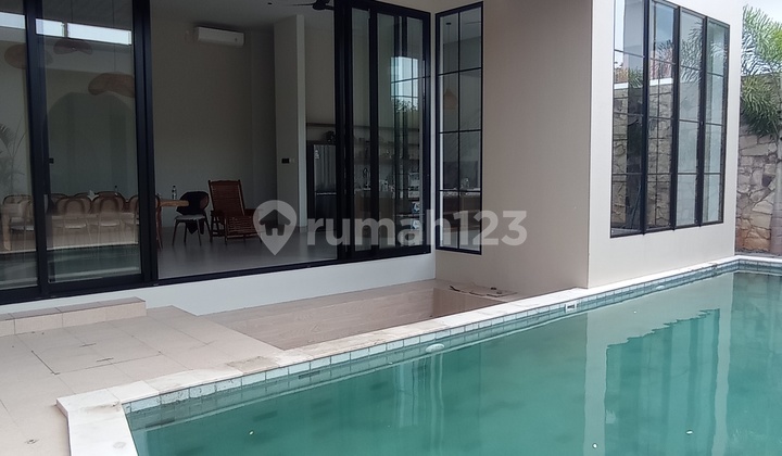 New and Modern 4 BR Villa with Private Pool in Kutuh, South Kuta