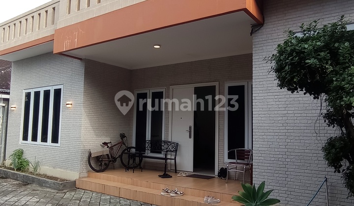 Disewakan Rumah Luas 2 Lantai Dekat Rs Kapal, Badung, Bali 2