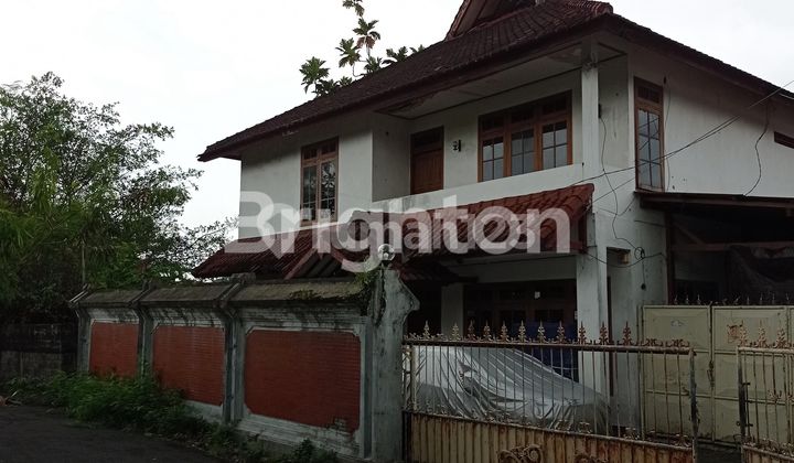 DIJUAL RUMAH LUAS HARGA TANAH DI TENGAH KOTA DENPASAR,BALI DIJUAL RUMAH LUAS HARGA TANAH DI TENGAH KOTA DENPASAR,BALI