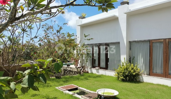 Villa Eksklusif dan Luas di Jl Palapa, Kutuh, Nusadua Villa Eksklusif dan Luas di Jl Palapa, Kutuh, Nusadua