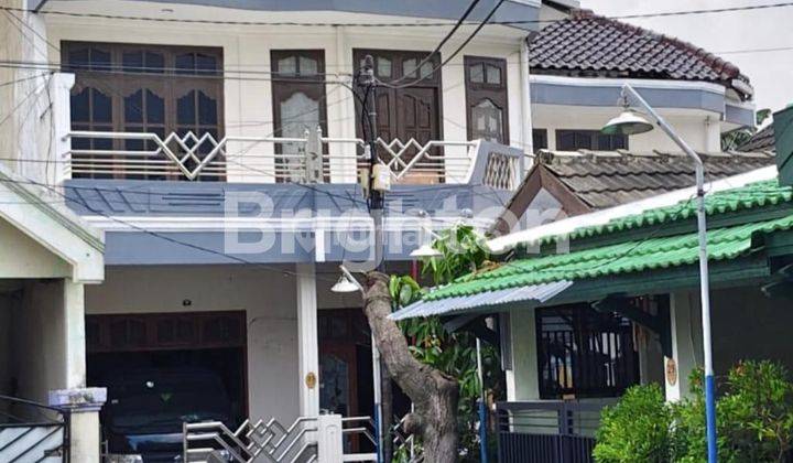 RUMAH FULL FURNISHED SHM 2 LANTAI SIAP HUNI , WARU SURABAYA 1