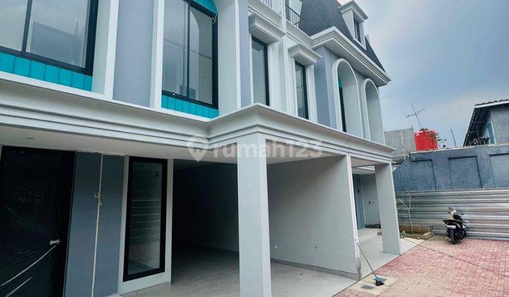 Rumah Cipayung Dalam Cluster.  2