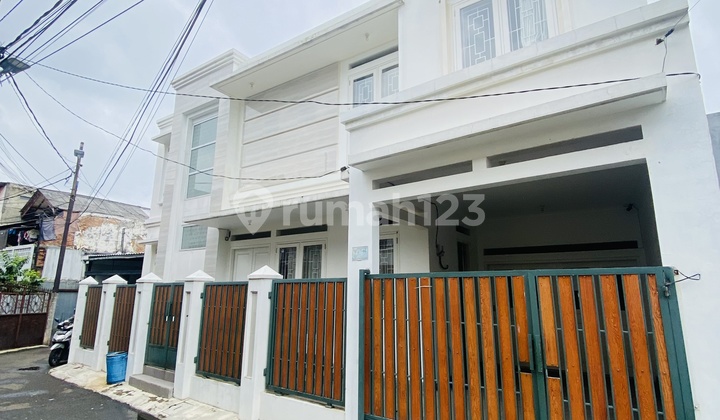 Rumah Pejaten Timur Siap Huni Bebas Banjir [Bisa untuk Kantor] 2