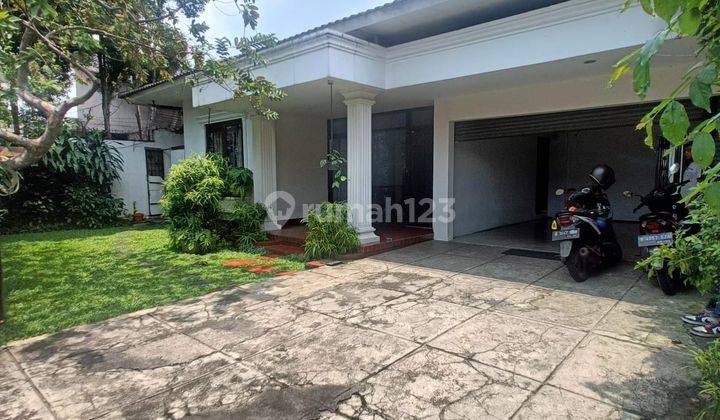 Rumah Sewa Kemang Private Pool Bisa Untuk Kantor 1