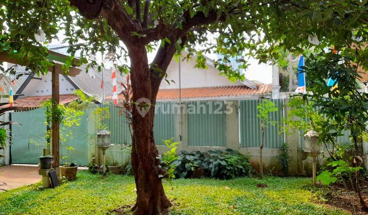 Dijual Rumah di Jl. Pejompongan Baru I 1