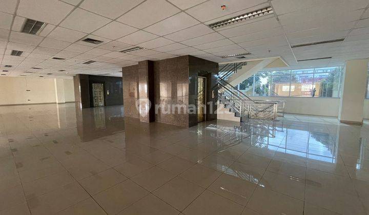 Dijual Gedung Kantor Kantor di Area Harmoni 1