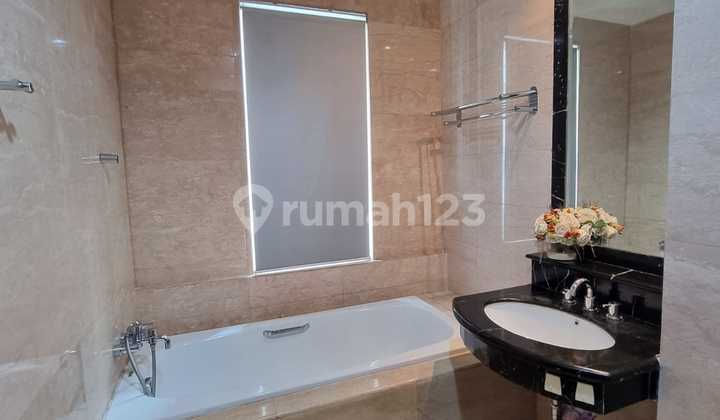 Dijual Murah Apartemen Senayan Residence 3 Kamar Tidur  2