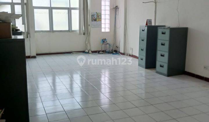 Ruko di Taman Palem, Jakarta Barat Ukuran 5x20m, Shm, 4 Lt, 3.8m 1