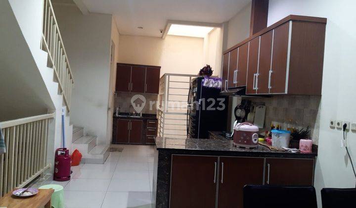 Ruko Green Lake City 3.5 Lantai, Hadap Jalan Boulevard Harga 4.4m 1