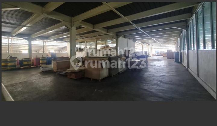 Ruko Gandeng, Pabrik/gudang Di Pangeran Jayakarta, Luas 1420m2 Ruko Gandeng, Pabrik/gudang Di Pangeran Jayakarta, Luas 1420m2