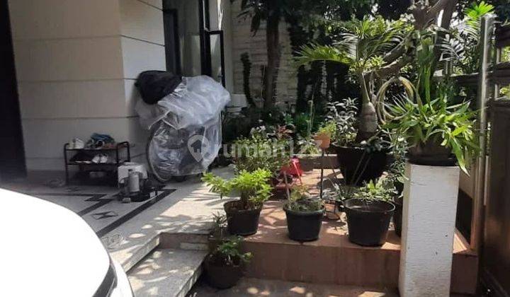 Rumah 2 Lantai Bagus di Jl Kartini SHM 2