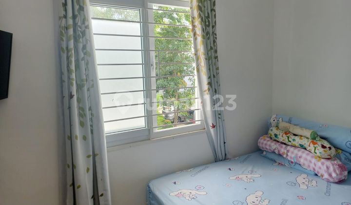 Di Jual rumah di Taman palem lestari Depan Taman Parkir Mobil Luas 2