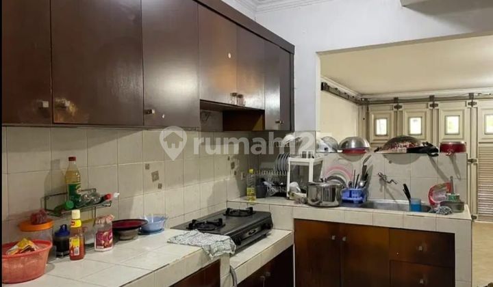 Dijual Rumah di Sunrise Garden 3 Lantai hadap selatan 2