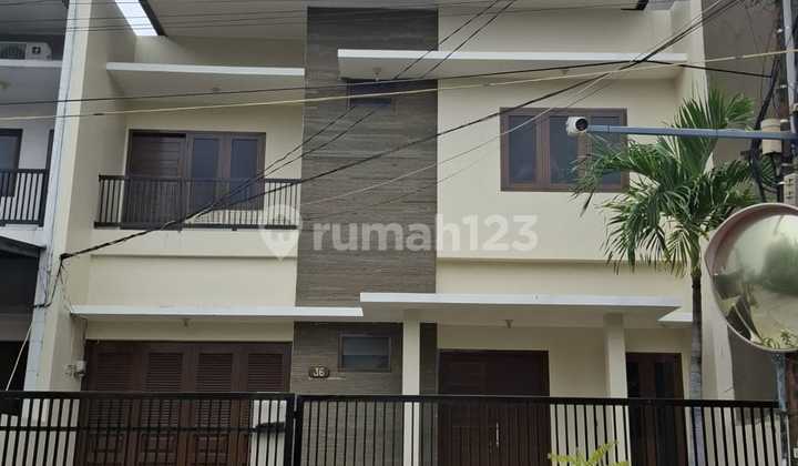 For Sale House In Sunrise Near Penabur Nice