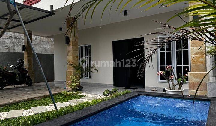 Newly Renovated Furnished House With Ricefield View In Kerobokan 1