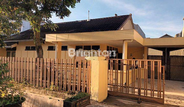 Rumah Lama Daerah Lowok Malang 1