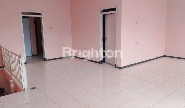Ruko 2 Lantai Nol Jalan , Kondisi Bagus , Terawat , Siap Pakai di Tumpang 2