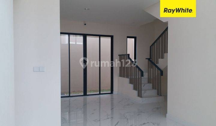 Dijual Cepat Rumah 2 Lantai Di Asya Semayang, Jgc, Jakarta Timur  2