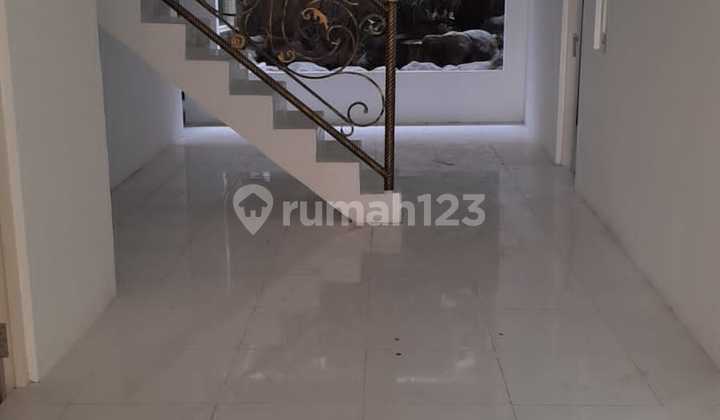 Dijual Cepat Rumah Lokasi Di Manukan Lor Surabaya KT