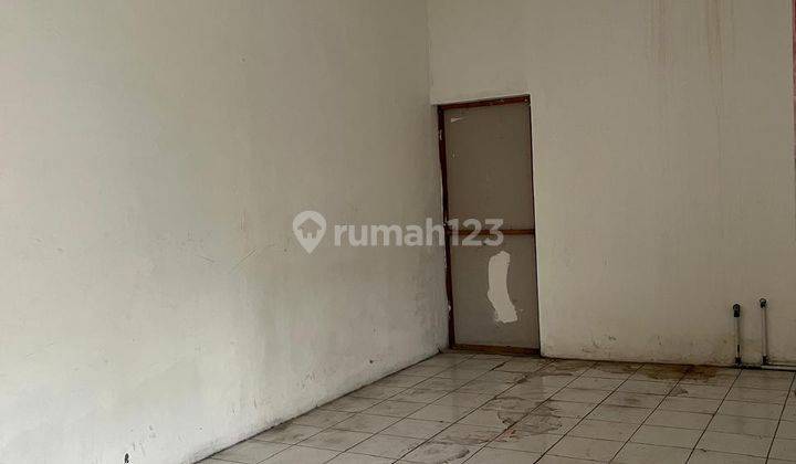 Disewakan Rumah Usaha Lokasi Strategis Di Raya Menganti Surabaya KT 2