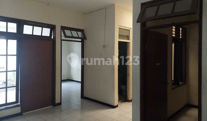 Disewakan Cepat Rumah Siap Huni Lokasi Di Pucang Sawit Surabaya KT 2