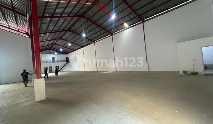 Jual 2 Gudang Baru Daerah Cipondoh Bagus