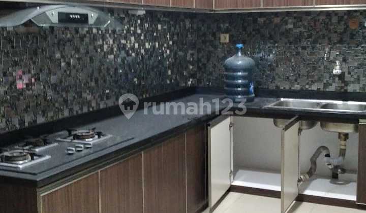 Rumah Greenland di Pik 1 8 X 17 Bagus Nego Sampai Jadi 2