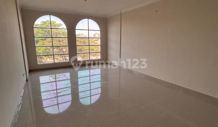 Selling Greenlake City 3.5-Story Shop House at an Affordable Price, Negotiable Until Deal Selling Greenlake City 3.5-Story Shop House at an Affordable Price, Negotiable Until Deal