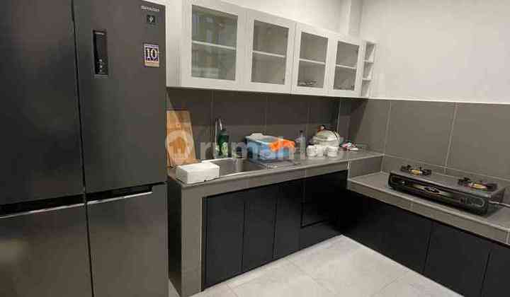 Modern House Citraland Utama 2