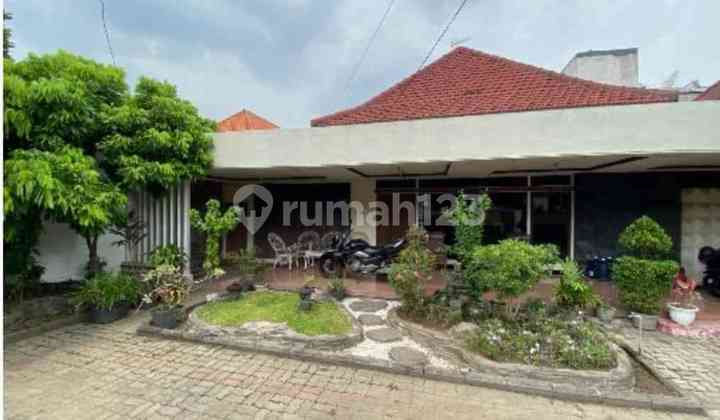Rumah Tengah Kota Jl Bengawan Surabaya Pusat Rumah Tengah Kota Jl Bengawan Surabaya Pusat