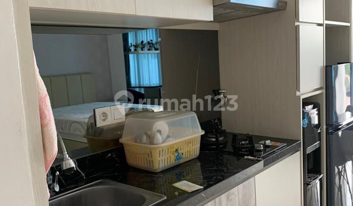 Apartemen Lariz Pakuwon Mall View POOL Surabaya Barat 2