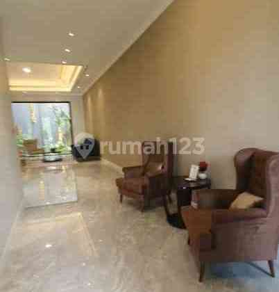 GRESS International Golf Hill House 2