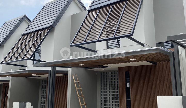 Rumah 2 Lantai Siap Huni Lokasi Strategis Nyaman Dan Damai