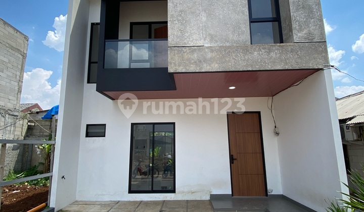 Rumah 2 Lantai Siap Huni Dekat Stasiun Rawabuntu Dan Tol