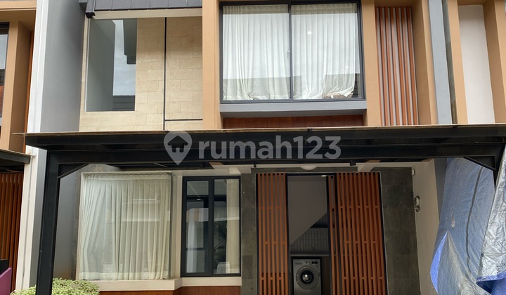 Rumah 2 Lantai Siap Huni 3Kt 3Km Dekat St Rawabuntu dan Tol